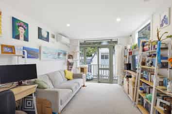 2/168 Tinakori Road, Thorndon
