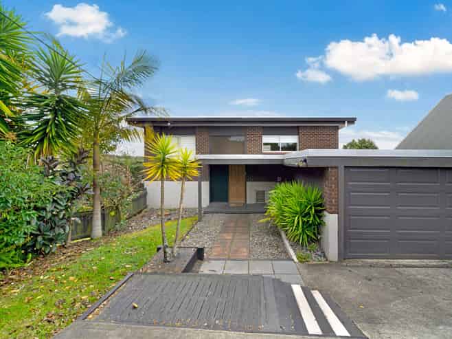 229 Golf Road, Titirangi