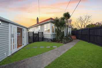 28 Fraser Road, Devonport