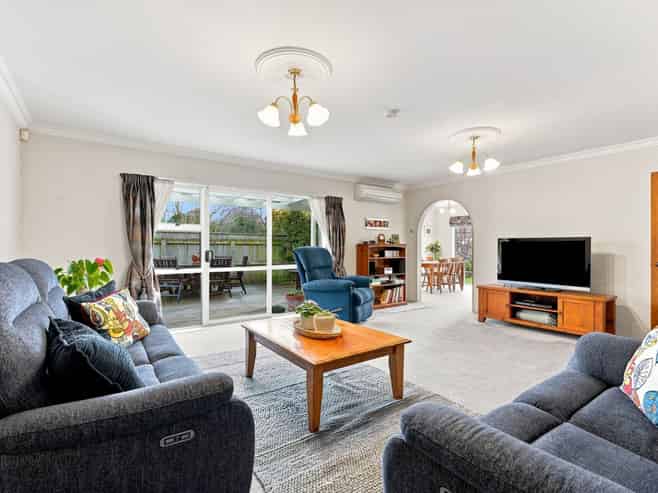 15 Nathan Street, Springvale