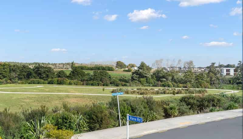 64 Whakatupu Road, Flat Bush