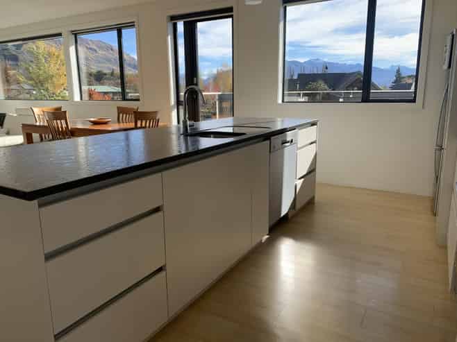 7 Stonebrook Drive, Wanaka