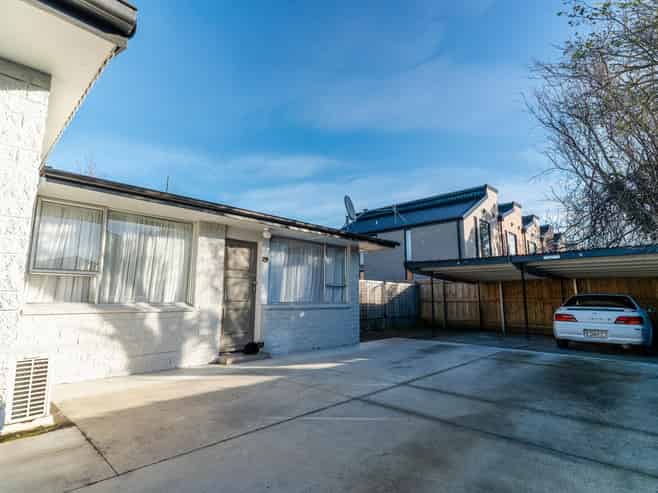 1-7/93 Springfield Road, Saint Albans