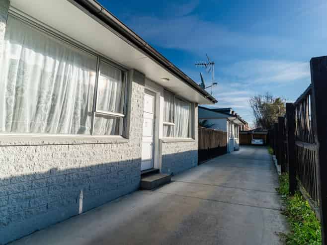 1-7/93 Springfield Road, Saint Albans