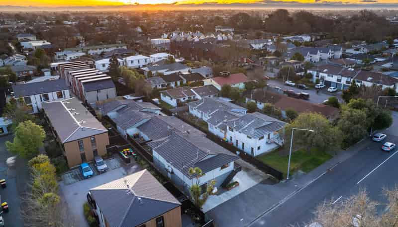 1-7/93 Springfield Road, Saint Albans