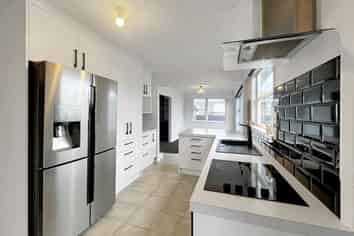 30 Slacks Road, Awapuni