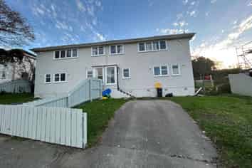 69 Tremewan Street, Tawa