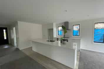 11 Yulia Road, Flat Bush