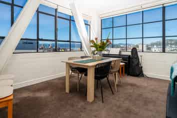 10/125 Thorndon Quay, Thorndon