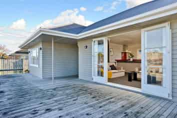 75 Enderley Avenue, Enderley