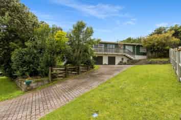 84 Resolution Road , Welcome Bay