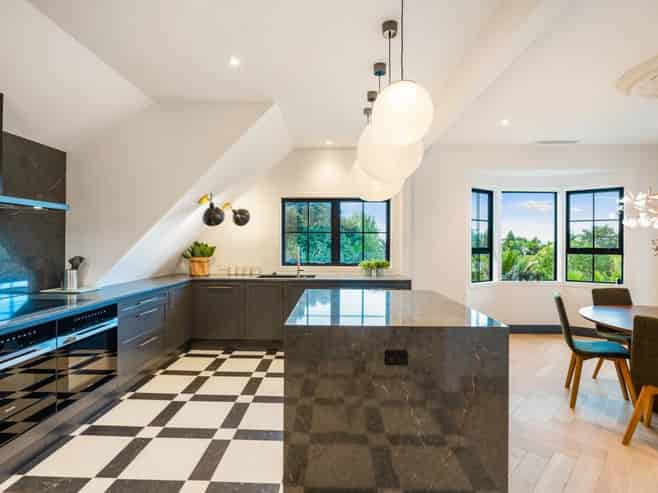 15 Fern Glen Road South, Saint Heliers