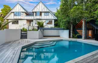 15 Fern Glen Road South, Saint Heliers