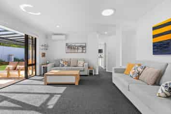 108 Lakeside Drive, Orewa