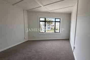 REFURBISHED CHARACTER OFFICE IN HERNE BAY
