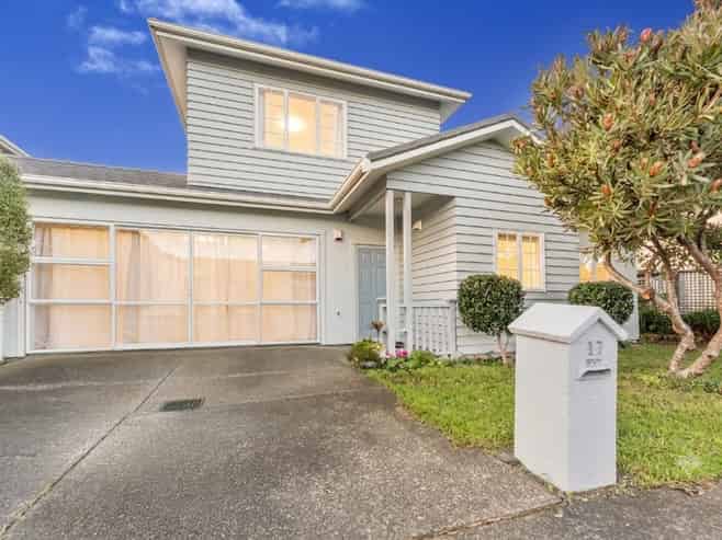 17 Albizia Avenue, Henderson