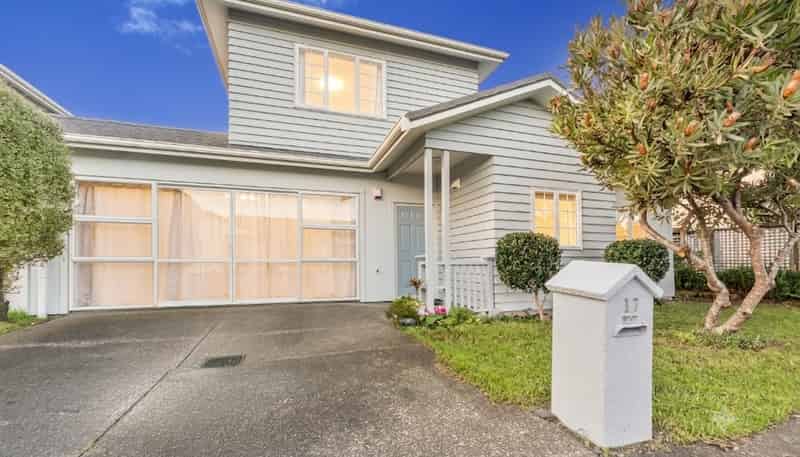 17 Albizia Avenue, Henderson