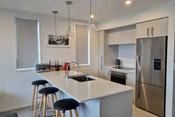 2/17 Paketai Lane, Beachlands
