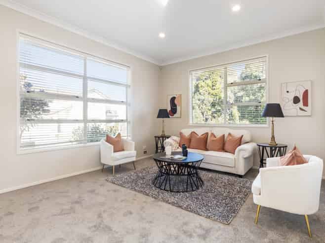 2 Muirlea Drive, Flat Bush