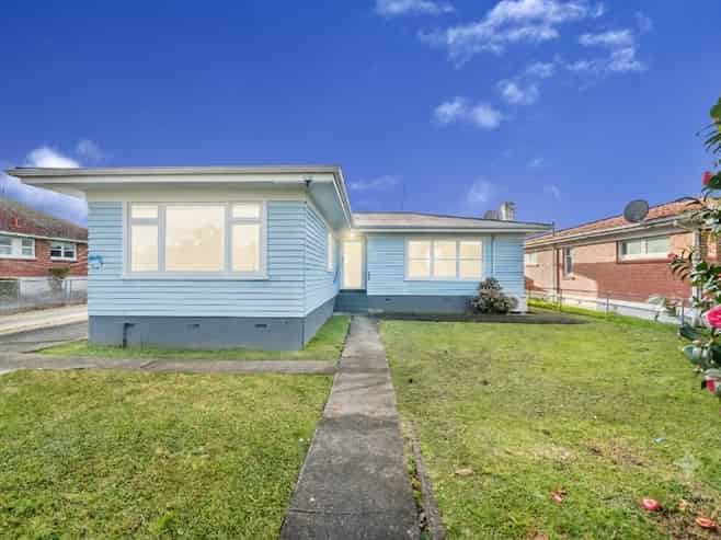 107 Ash Street, Avondale