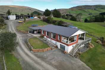 13 Merrie Creek Road, Clinton