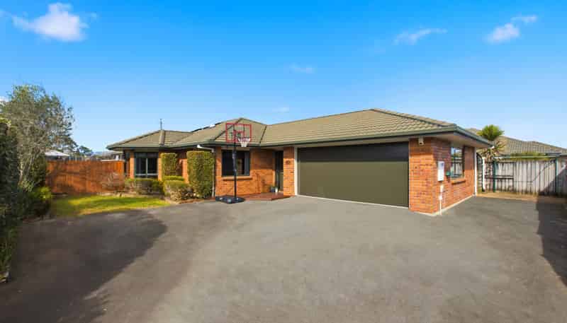 14 Lochay Place, Pyes Pa