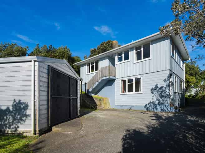 344 Warspite Avenue, Waitangirua