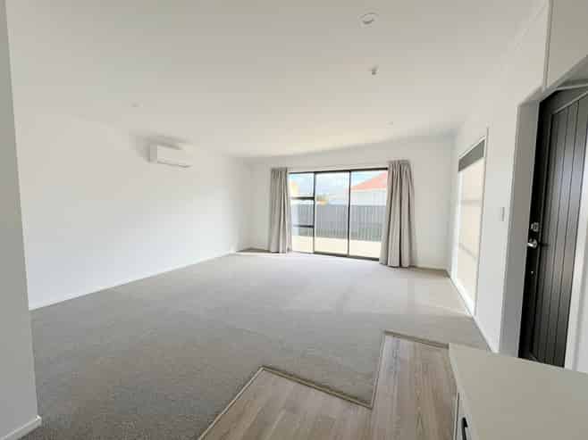 2/1085 Heaphy Terrace, Fairfield
