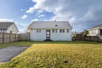 18 Conlon Street, REEFTON