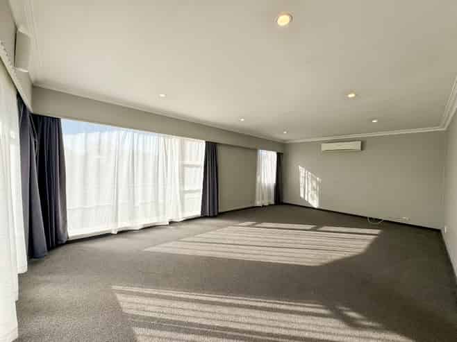 21 Rosedale Place, Avonhead