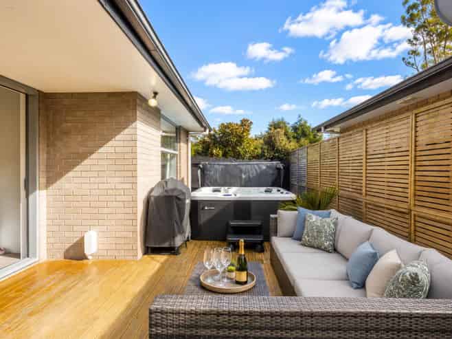 33 Ridgedale Road, Silverdale