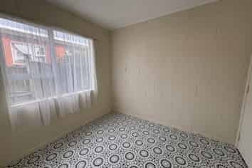 3/1568 Great North Road, Waterview