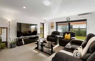 4 Pemberton Way, Greerton