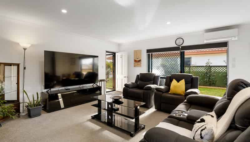 4 Pemberton Way, Greerton