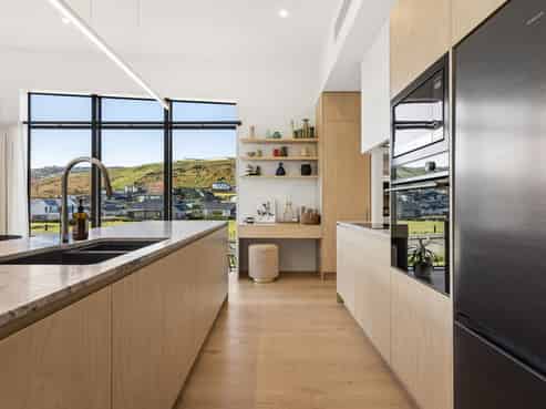 34 Emeline Chapman Drive, Cracroft