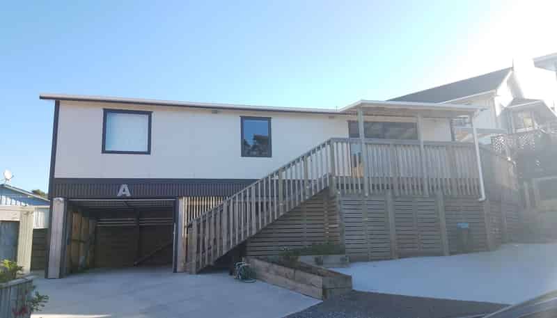33A Bracken Road, Paparangi