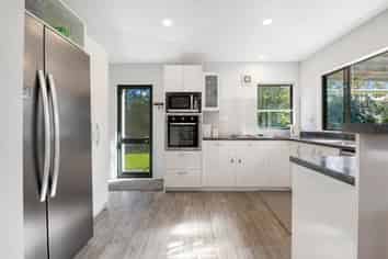 51 Shelly Beach Road, Shelly Beach, Helensville