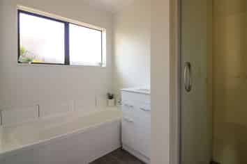 1a Rutland Place, Milson