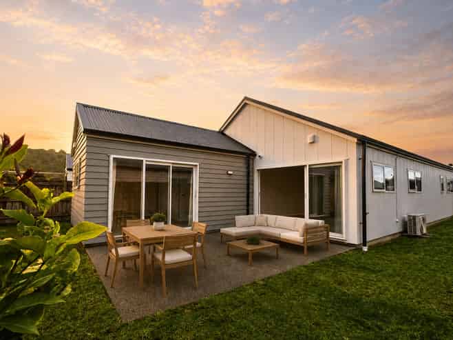 16 Koru Loop, Paraparaumu