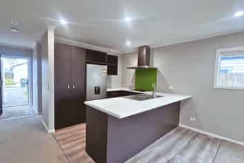 16 Koru Loop, Paraparaumu