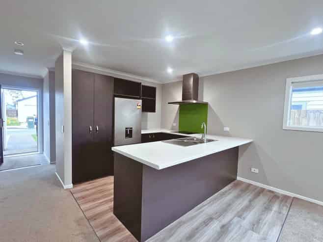 16 Koru Loop, Paraparaumu