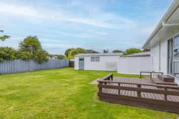 37 Parakai Street, Paraparaumu