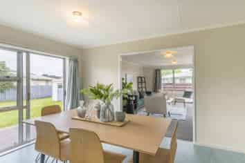37 Parakai Street, Paraparaumu