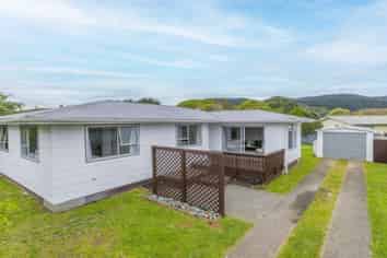 37 Parakai Street, Paraparaumu