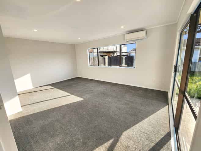 14 Cardiff Place, Tamatea