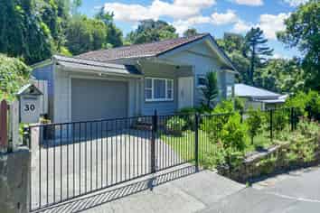 30 Coote Road, Napier Hill