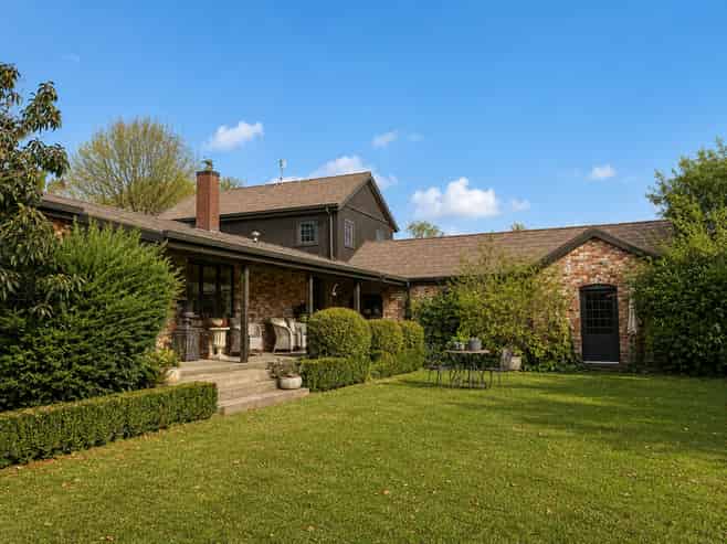 44 Golden Hills Road, Richmond