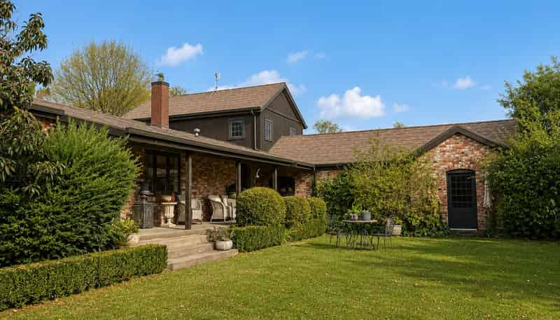 44 Golden Hills Road, Richmond
