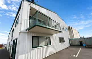 2/30  Echodale Place, Stoke