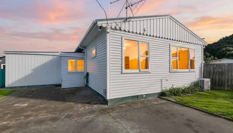 94 Kauri Street, Miramar